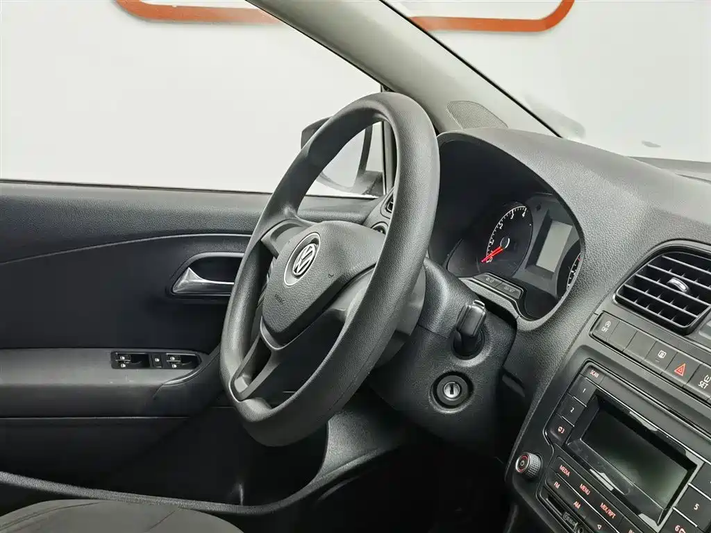 Polo 2018 1.5L automatic safe driving model купить на сайте DeffCars