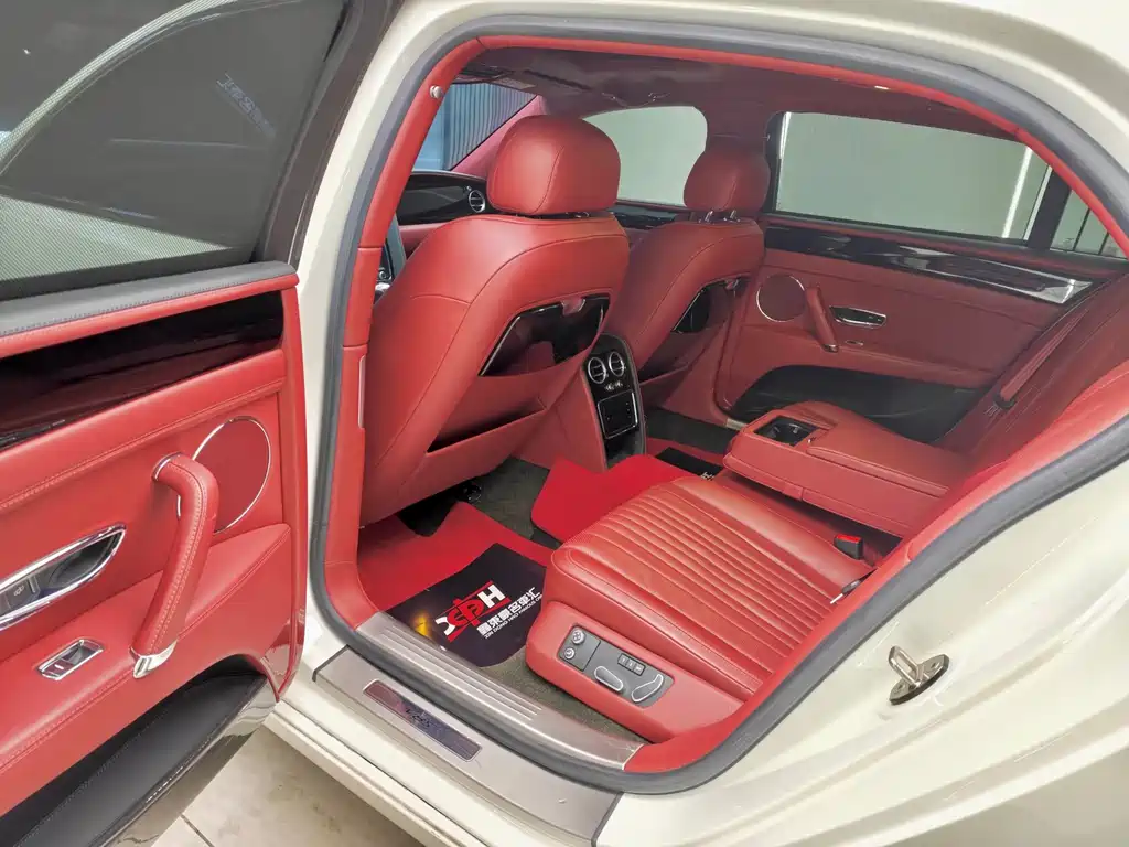 Flying Spur 2017 4.0T V8 S Standard Edition купить на сайте DeffCars