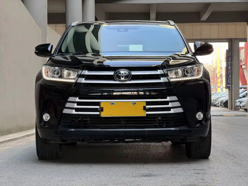 Highlander 2018 2.0T four-wheel drive luxury version 7 seats National V купить на сайте DeffCars