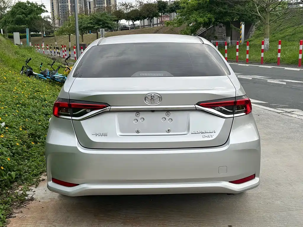 Corolla 2019 1.2T S-CVT GL-i Deluxe Edition купить на сайте DeffCars