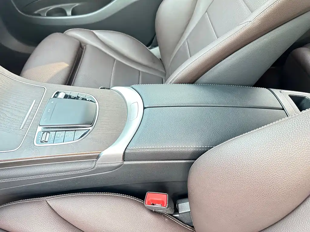 Mercedes-Benz GLC 2022 facelift 2 GLC 260 L 4MATIC luxury model купить на сайте DeffCars