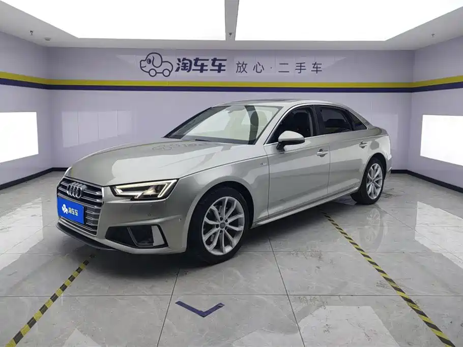 Audi A4L 2018 30th Anniversary Model 40 TFSI Fashion Model купить на сайте DeffCars