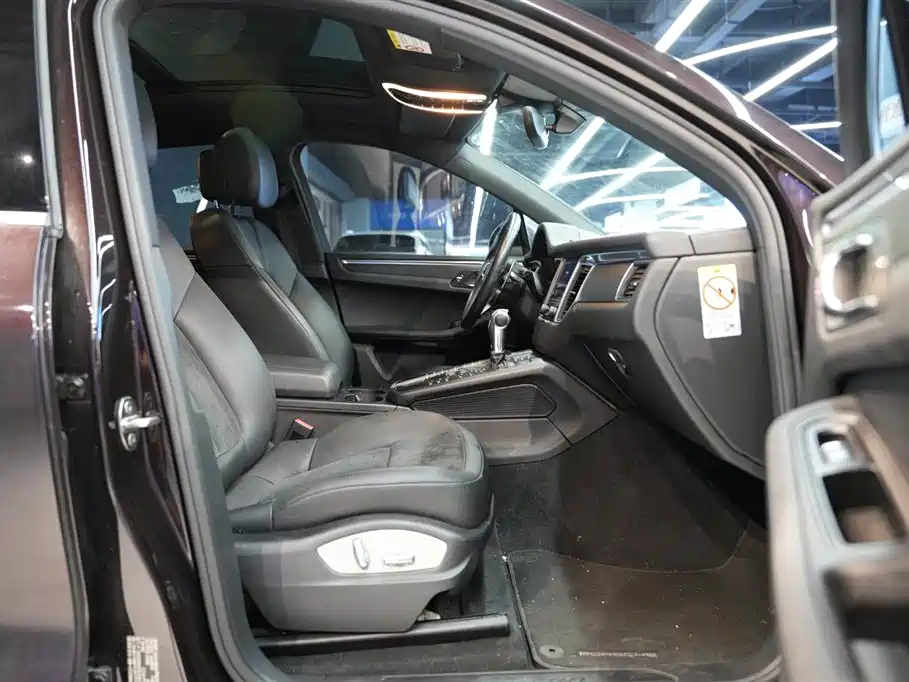 Macan 2017 Macan 2.0T купить на сайте DeffCars