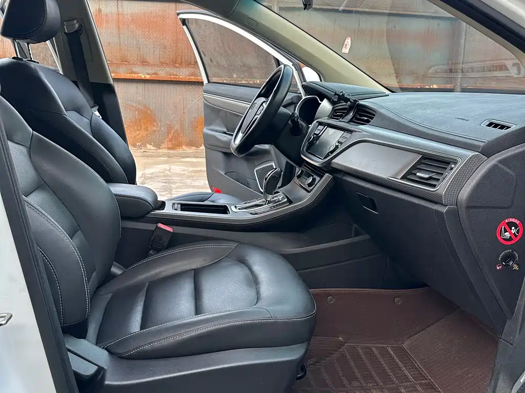 Emgrand GS 2016 Elegant Edition 1.3T Automatic Style купить на сайте DeffCars