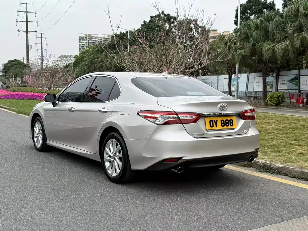 Camry 2021 2.0G Deluxe Edition купить на сайте DeffCars
