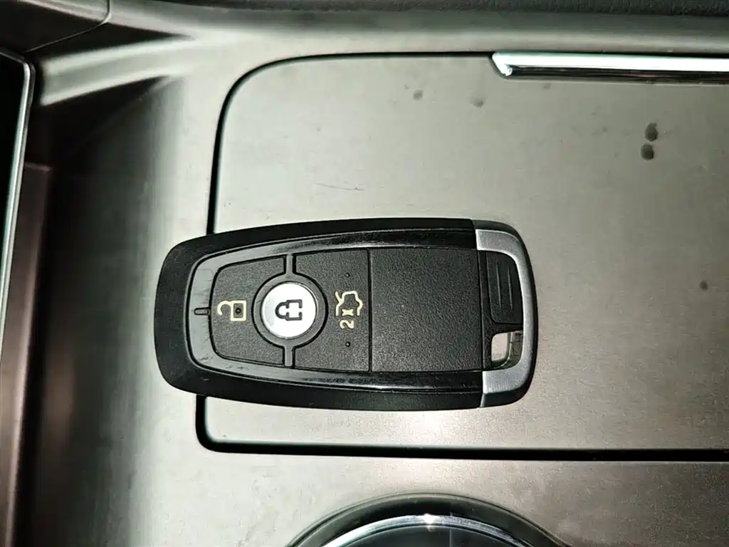 Mondeo 2020 EcoBoost 180 Fashion Model купить на сайте DeffCars