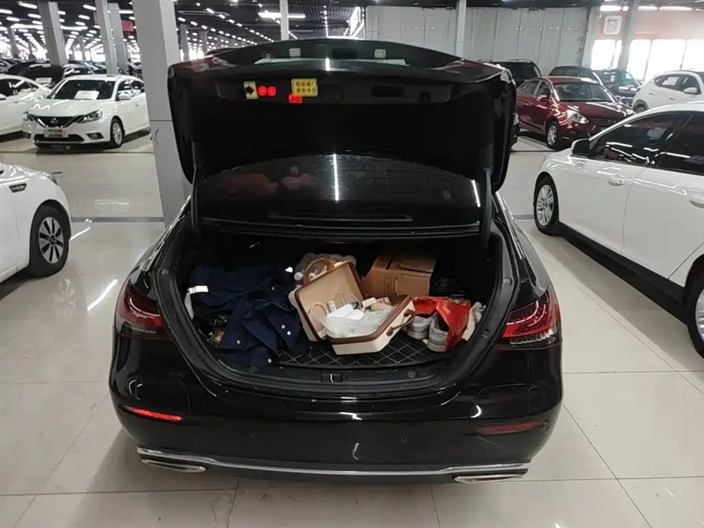 Mercedes-Benz E-Class New Energy 2022 Model 2 E 350 e L plug-in hybrid sedan купить на сайте DeffCars
