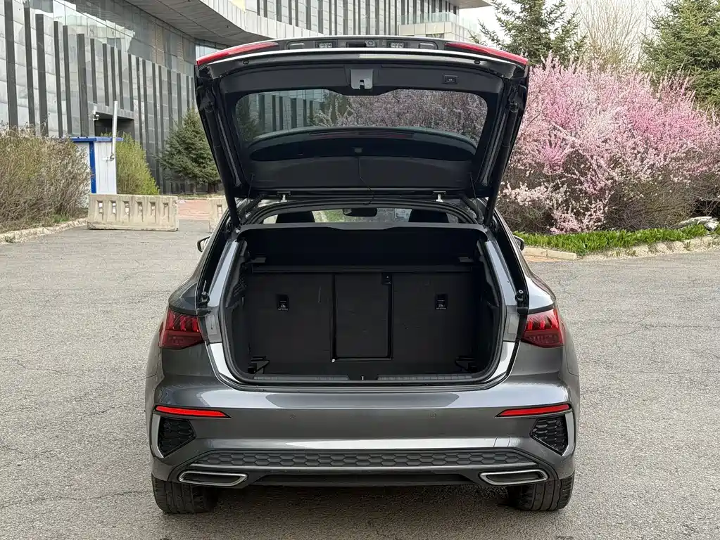 Audi A3 2023 Sportback 35 TFSI stylish and sporty купить на сайте DeffCars