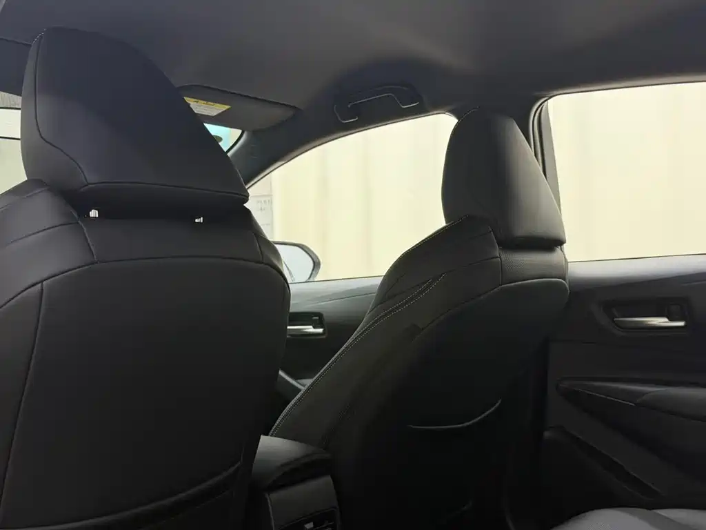 Léilíng (COROLLA) 2022 facelift TNGA 1.5L CVT aggressive version купить на сайте DeffCars