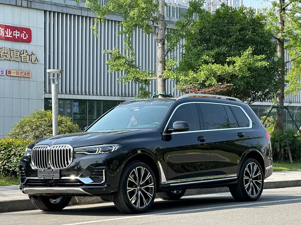BMW X7 2021 facelift xDrive40i executive M sports package купить на сайте DeffCars