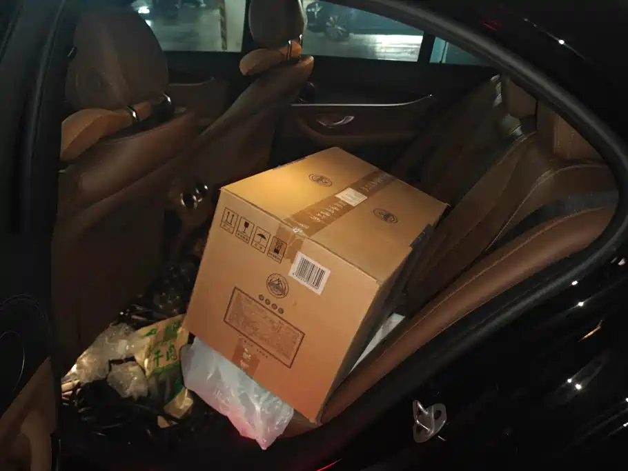Mercedes-Benz E-class imported 2023 facelift E 260 fashionable sports version купить на сайте DeffCars