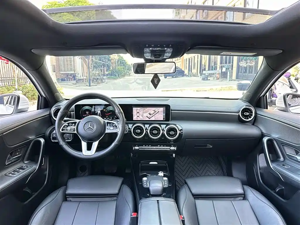 Mercedes-Benz A-Class 2020 Model Two A 180 L Sports Sedan купить на сайте DeffCars