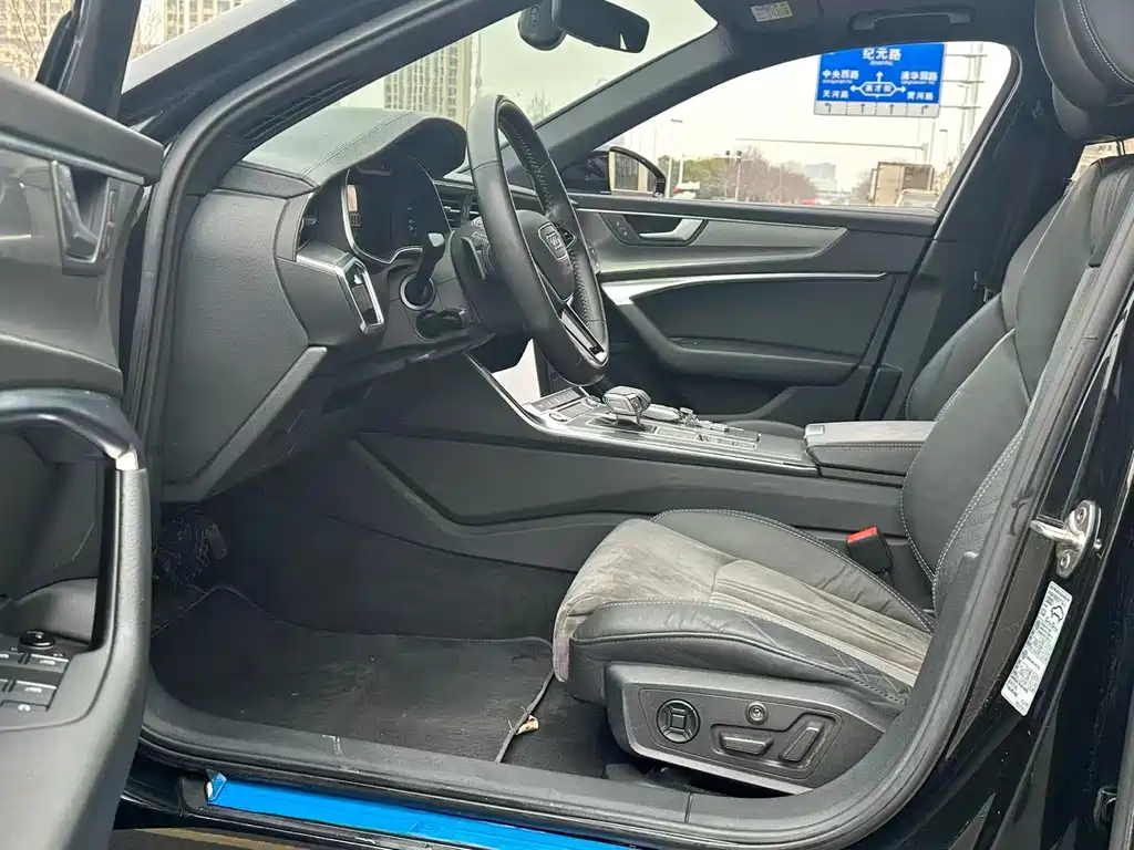 Audi A6L 2021 45 TFSI Premium Dynamic Model купить на сайте DeffCars