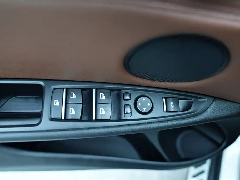 BMW X5 imported 2017 xDrive35i luxury model купить на сайте DeffCars