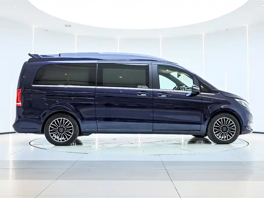 Mercedes-Benz V-Class 2017 V 260 L Premium Extended Edition купить на сайте DeffCars
