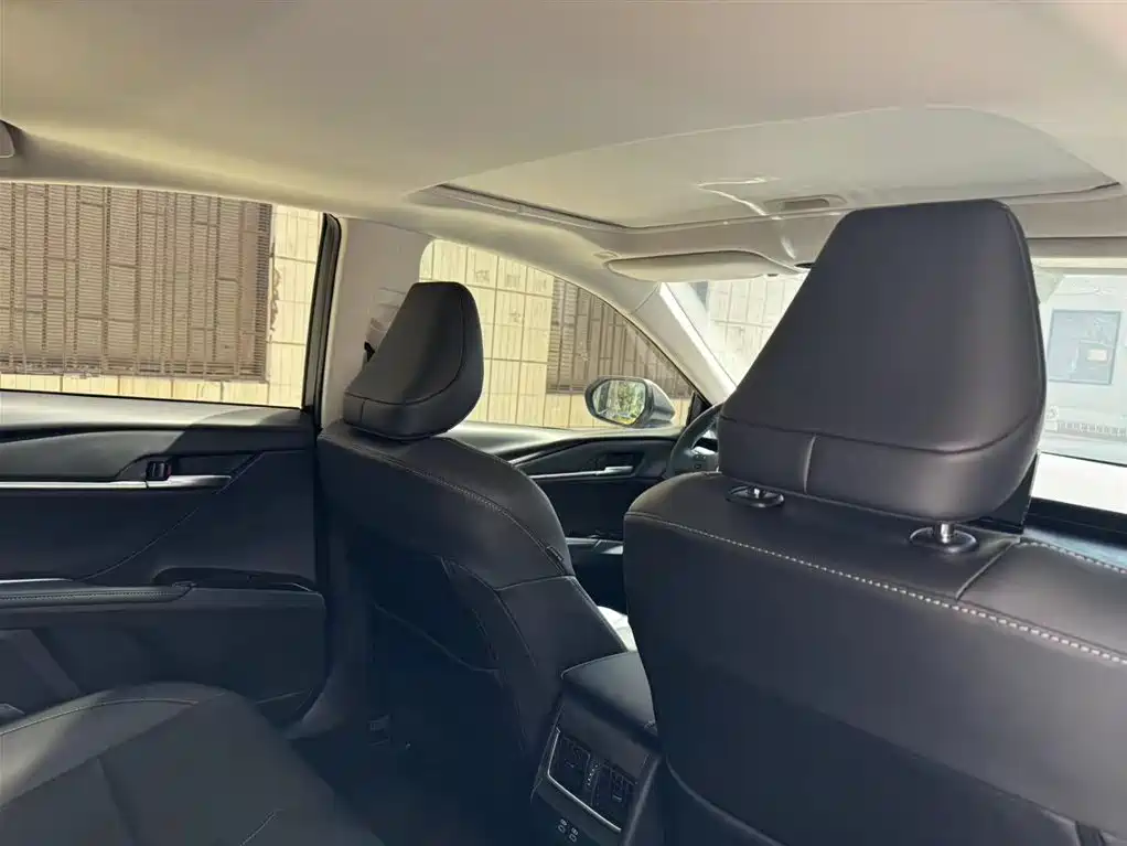 Camry 2024 2.0GVP Deluxe Edition купить на сайте DeffCars