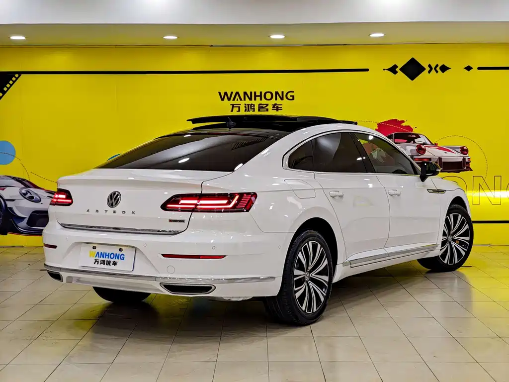 FAW-Volkswagen CC 2020 330TSI Charming Edition National VI купить на сайте DeffCars