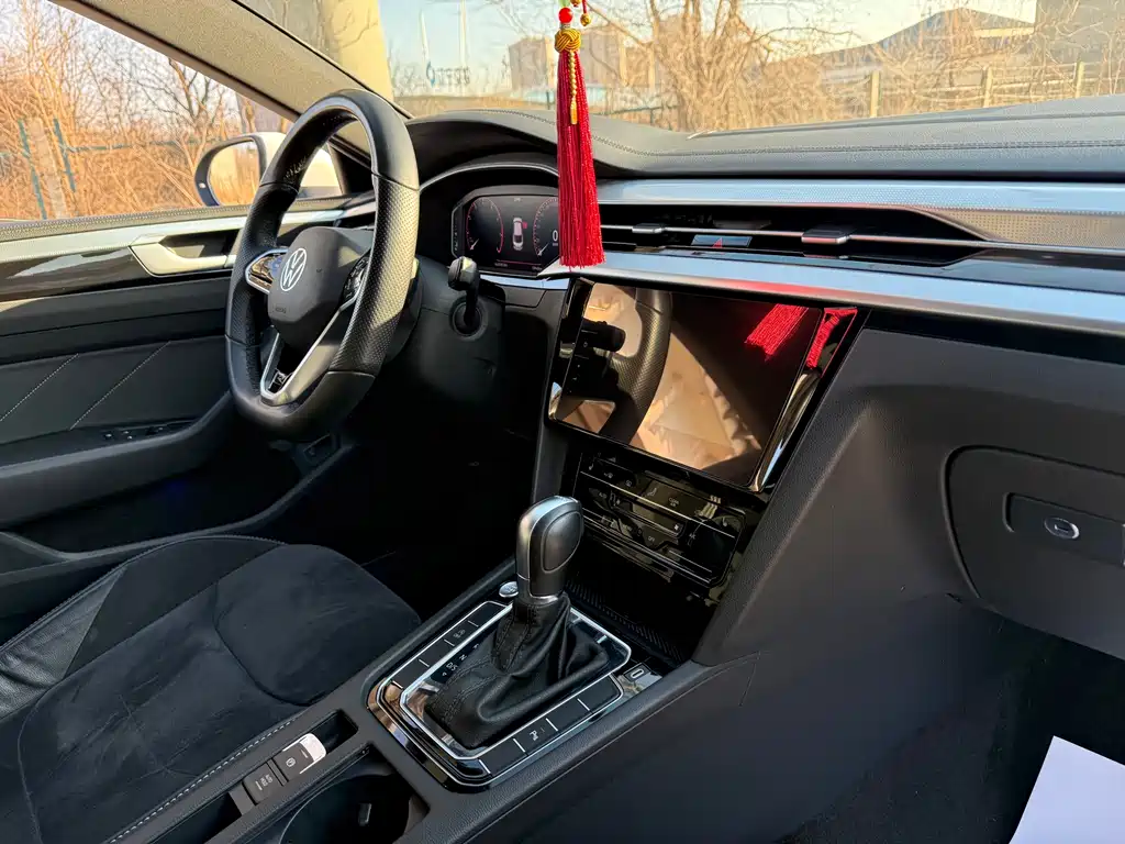 FAW-Volkswagen CC 2021 330TSI Dazzling Edition купить на сайте DeffCars