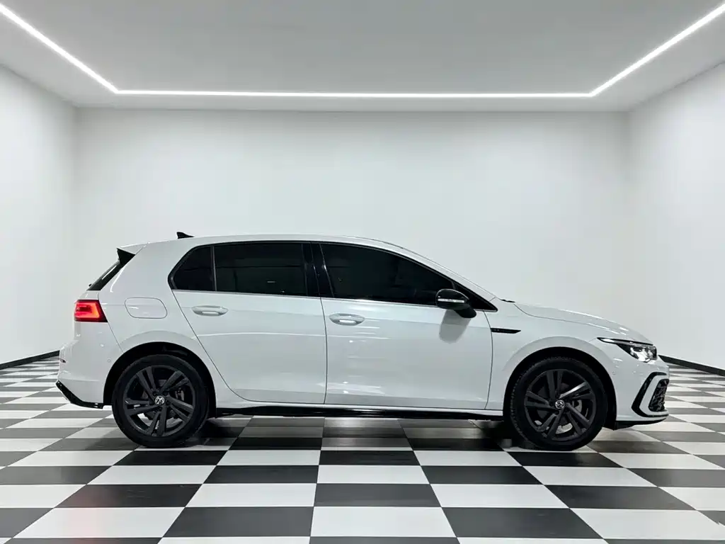 Golf 2021 280TSI DSG R-Line купить на сайте DeffCars