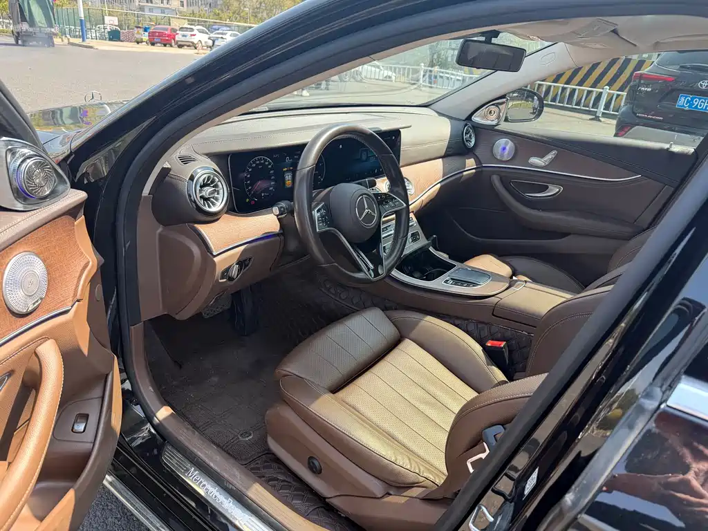 Mercedes-Benz E-Class 2022 E 260 L Sports купить на сайте DeffCars