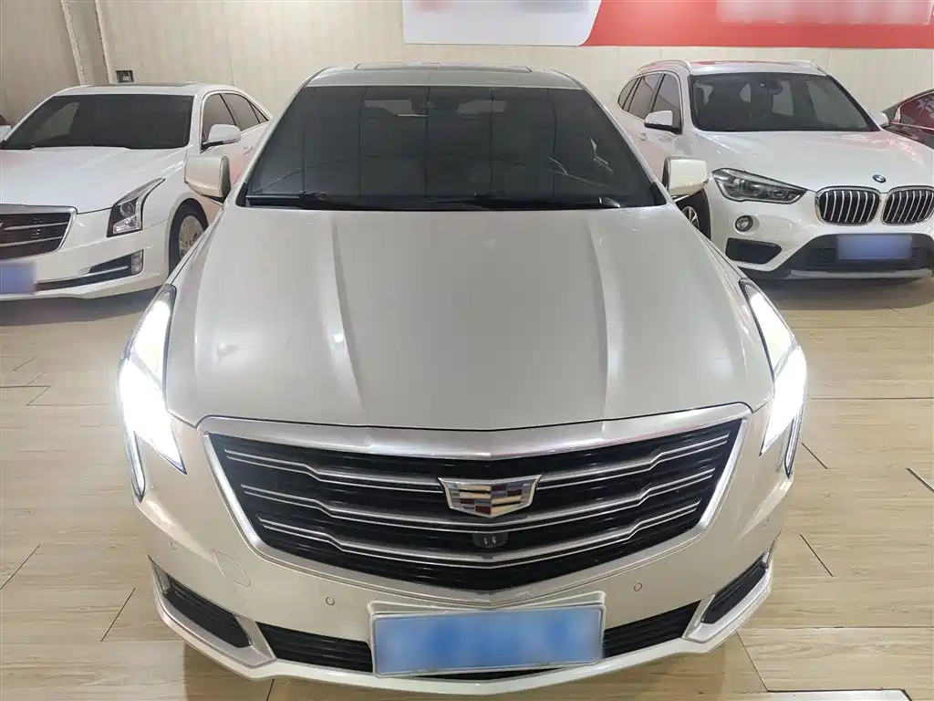 Cadillac XTS 2018 28T luxury model купить на сайте DeffCars