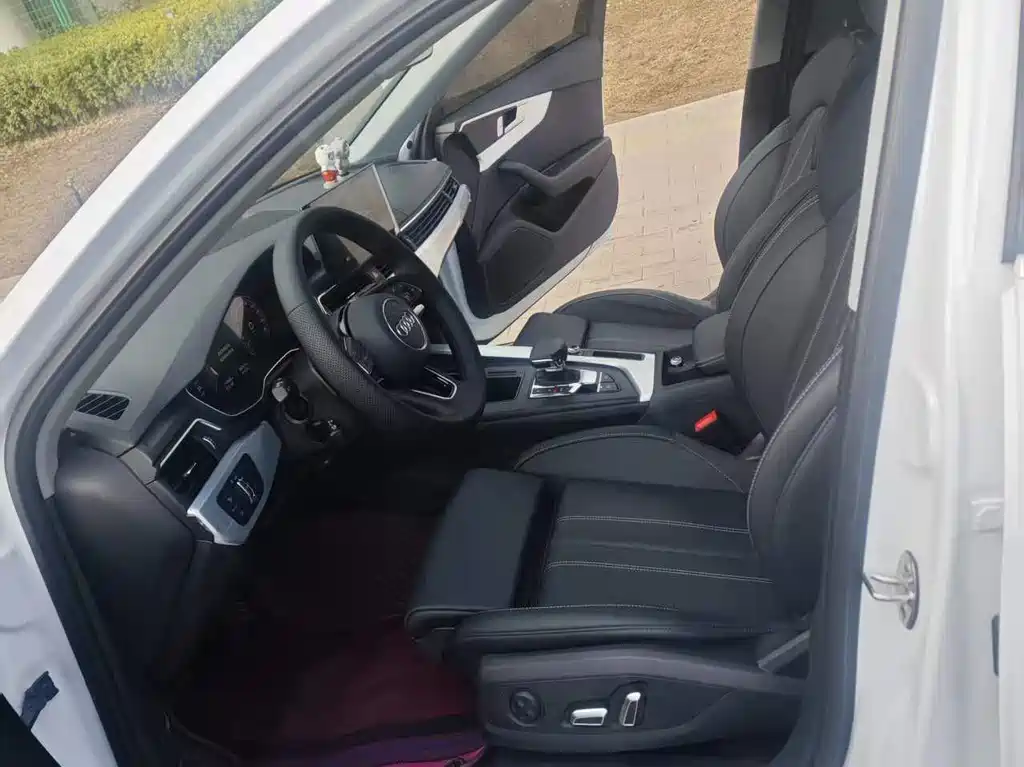 Audi A4L 2024 40 TFSI Fashionable and Dynamic купить на сайте DeffCars