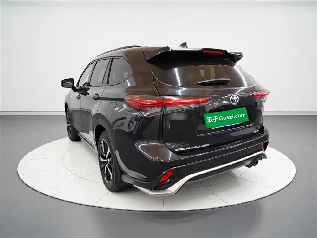 Crown Lufang 2021 2.5L HEV four-wheel drive premium version купить на сайте DeffCars