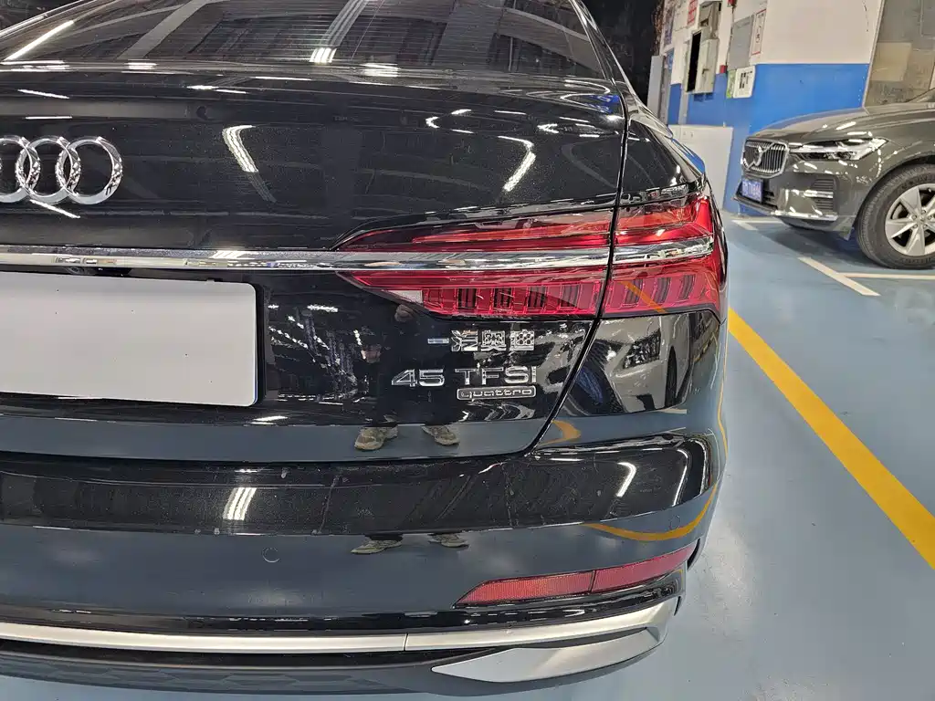 Audi A6L 2024 45 TFSI quattro premium dynamic model купить на сайте DeffCars