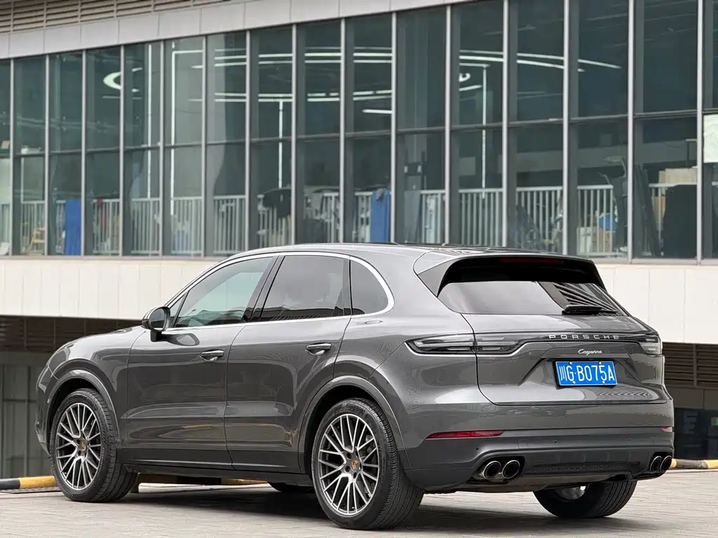 Cayenne 2022 Cayenne 3.0T Platinum Edition купить на сайте DeffCars