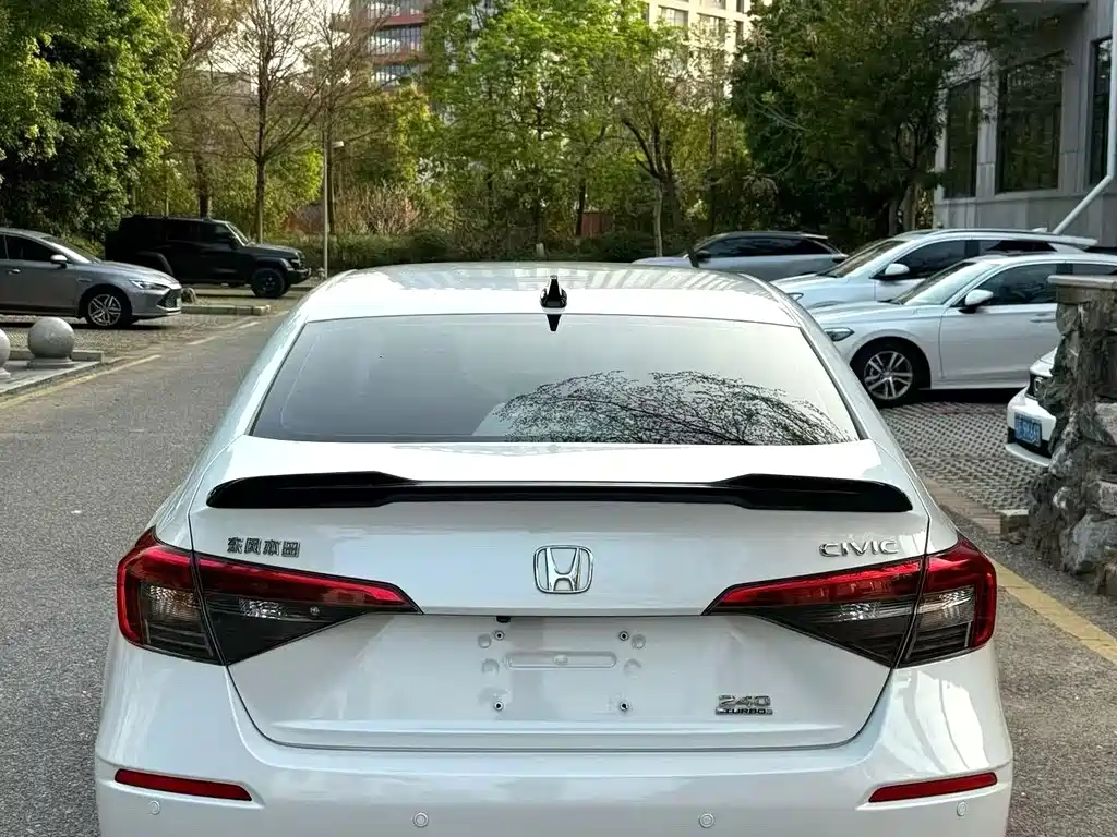 Civic 2022 240TURBO CVT combustion version купить на сайте DeffCars
