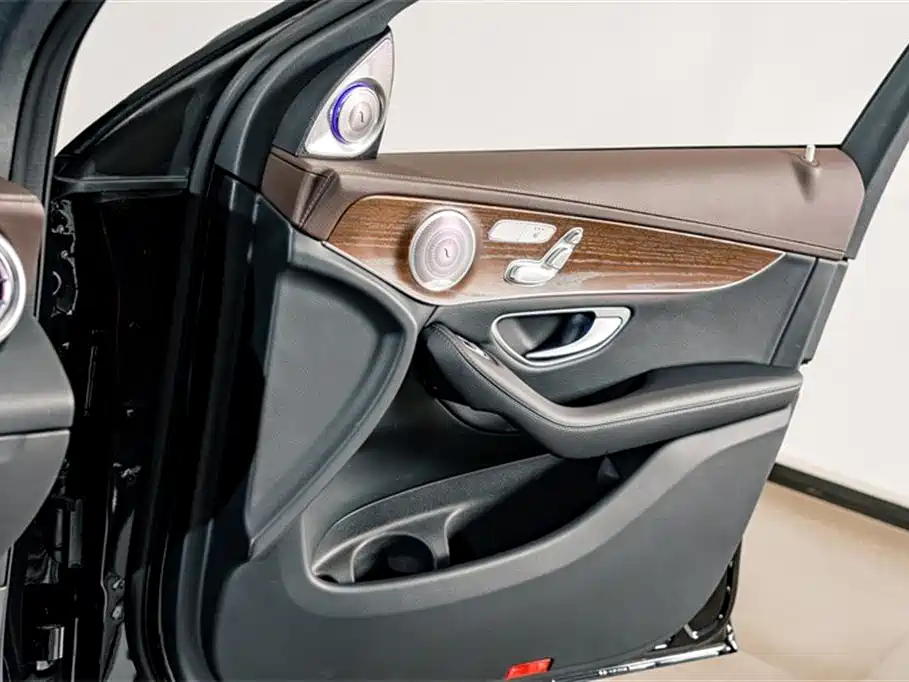 Mercedes-Benz GLC 2022 facelift GLC 300 L 4MATIC dynamic купить на сайте DeffCars