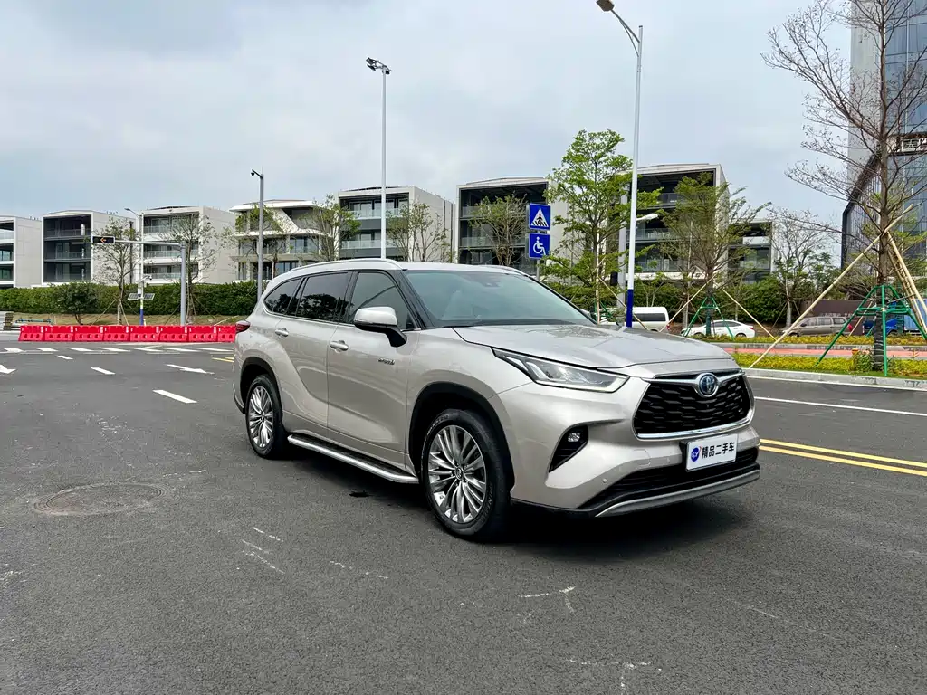 Highlander 2022 dual engine 2.5L four-wheel drive extreme version 7 seats купить на сайте DeffCars