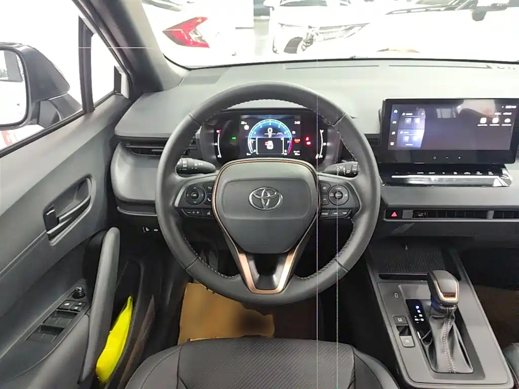 Fenglanda 2026 2.0L CVT Comfort Edition купить на сайте DeffCars