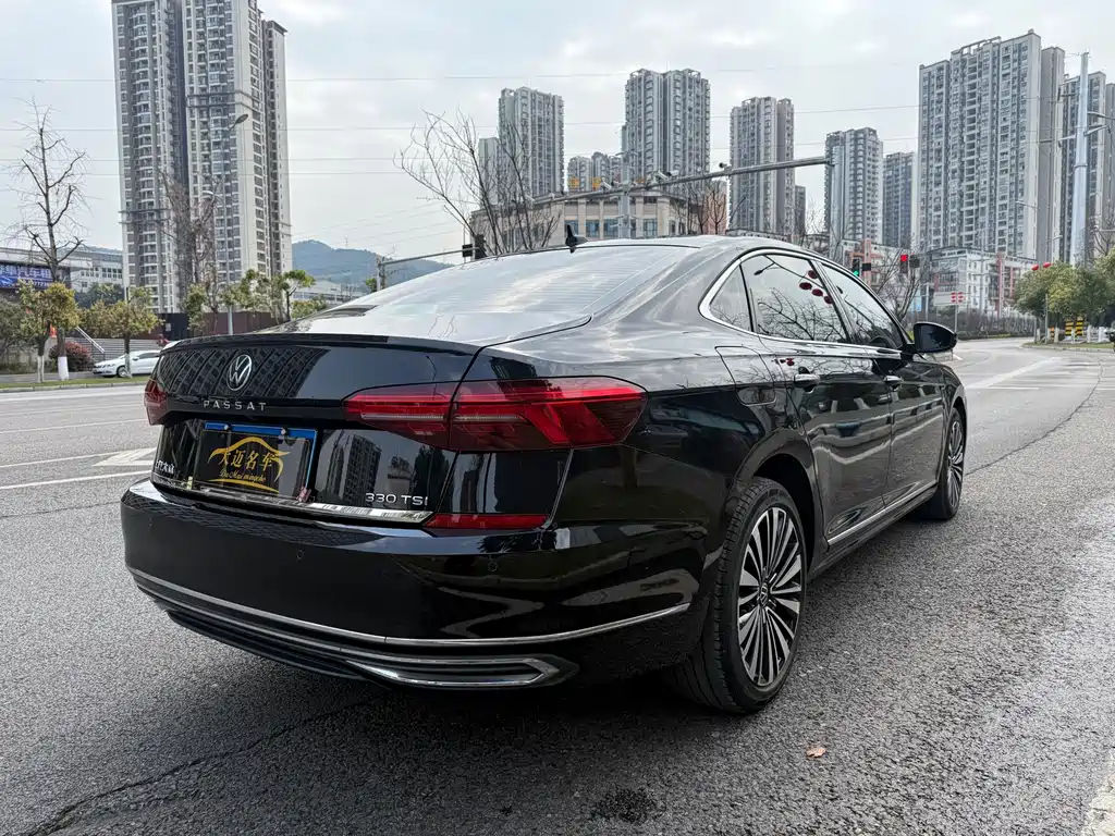 Passat 2020 330TSI Deluxe Edition National VI купить на сайте DeffCars