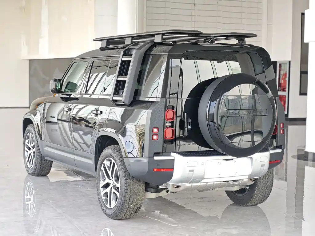Land Rover Defender 2025 110 3.0T P400 Dark Special Edition купить на сайте DeffCars