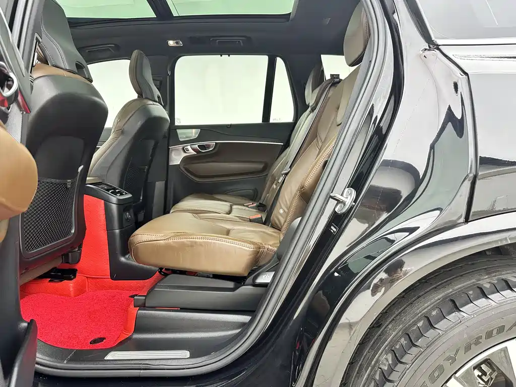Volvo XC90 plug-in hybrid 2022 facelift E-drive hybrid T8 Zhizun Deluxe Edition 7 seats купить на сайте DeffCars