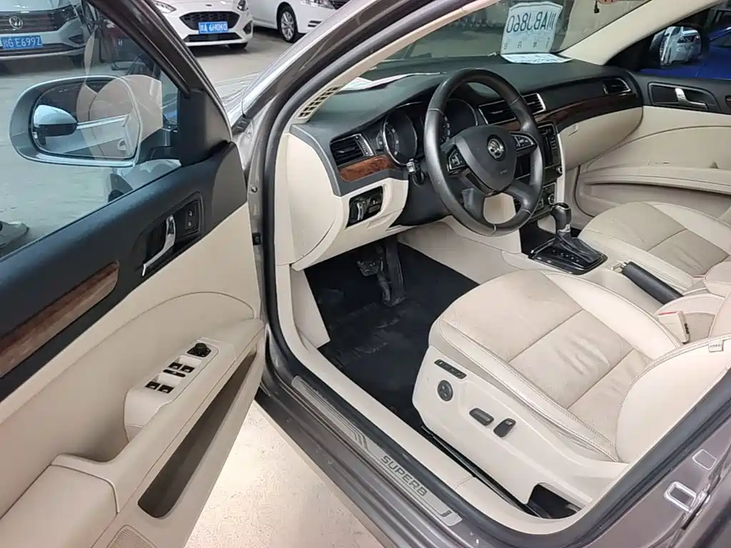 Superb 2013 1.8TSI Automatic Este Edition купить на сайте DeffCars