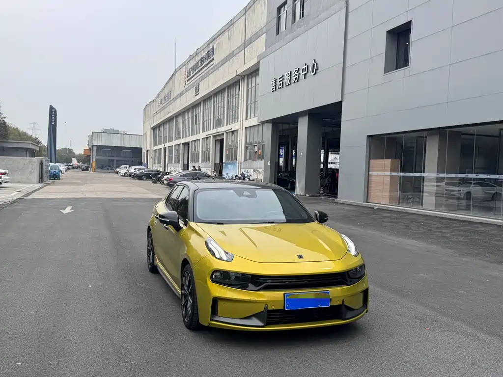 Lynk & Co 03 2019 03+ 2.0TD Automatic Wind Control Edition купить на сайте DeffCars