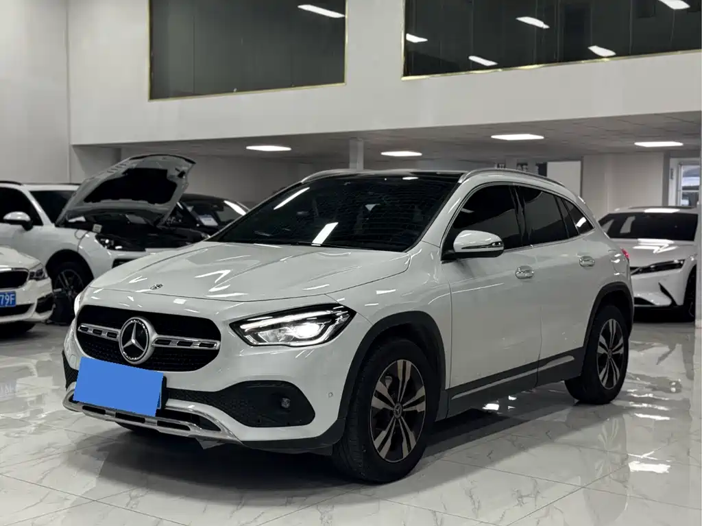 Mercedes-Benz GLA 2020 GLA 200 купить на сайте DeffCars