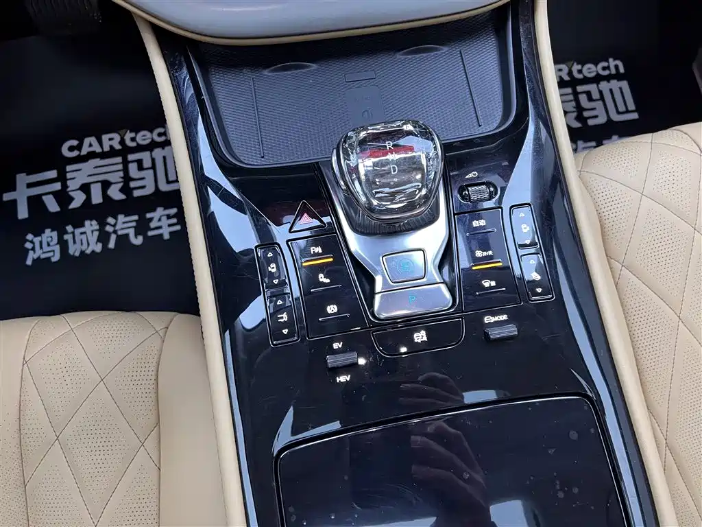 Denza D9 2024 DM-i 1050 Exclusive Type купить на сайте DeffCars