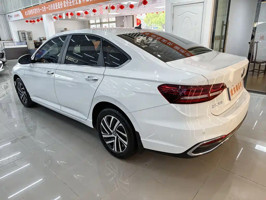 Lavida 2024 1.5L automatic 5 million version купить на сайте DeffCars
