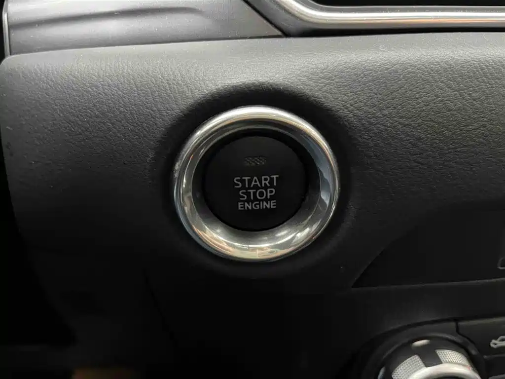 Mazda CX-5 2024 2.0L automatic two-wheel drive smart model купить на сайте DeffCars