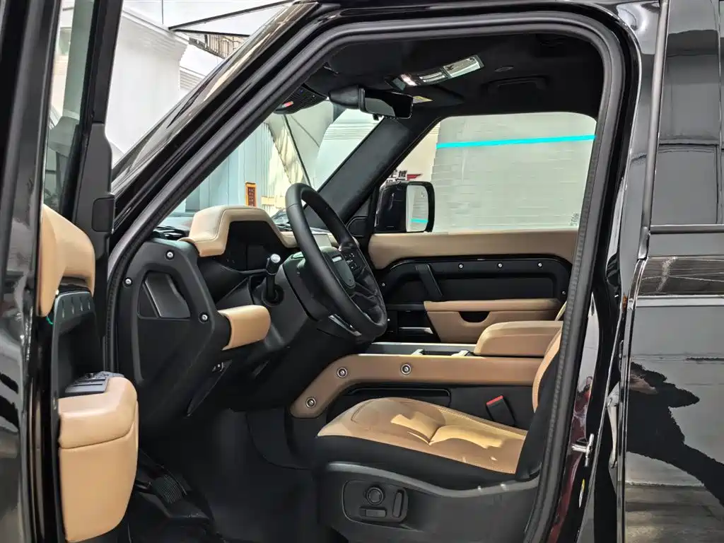 Land Rover Defender 2025 110 3.0T P400 X-Dynamic HSE купить на сайте DeffCars
