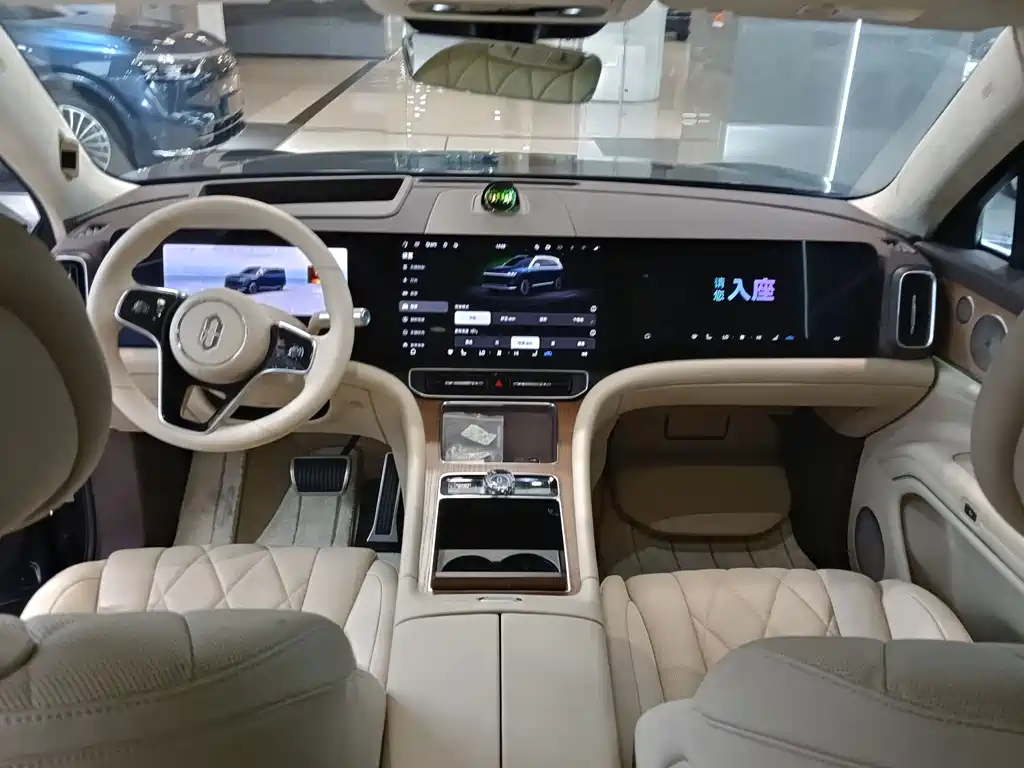 Wenjie M9 2024 extended range Ultra version 42kWh 6-seater version купить на сайте DeffCars