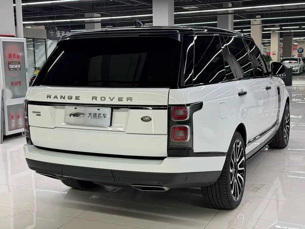 Range Rover 2022 3.0 L6 400PS Honor Creation Extended Edition купить на сайте DeffCars