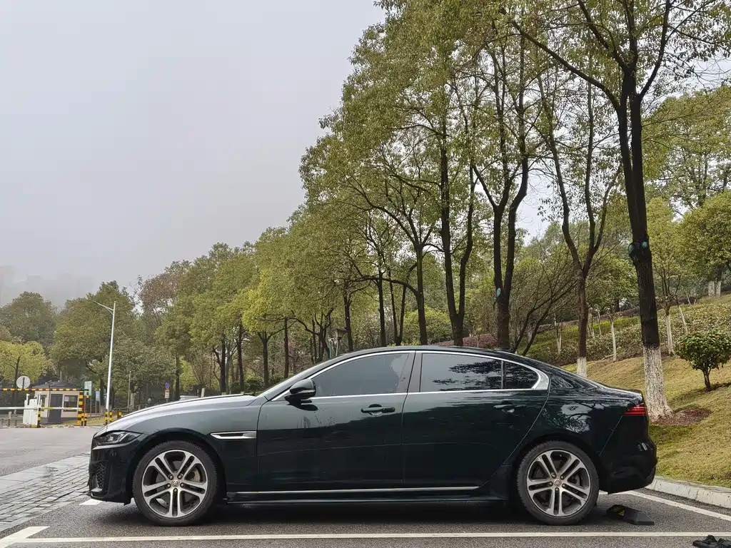 Jaguar XEL 2022 2.0T 250PS R-DYNAMIC S Advanced Sports Edition купить на сайте DeffCars