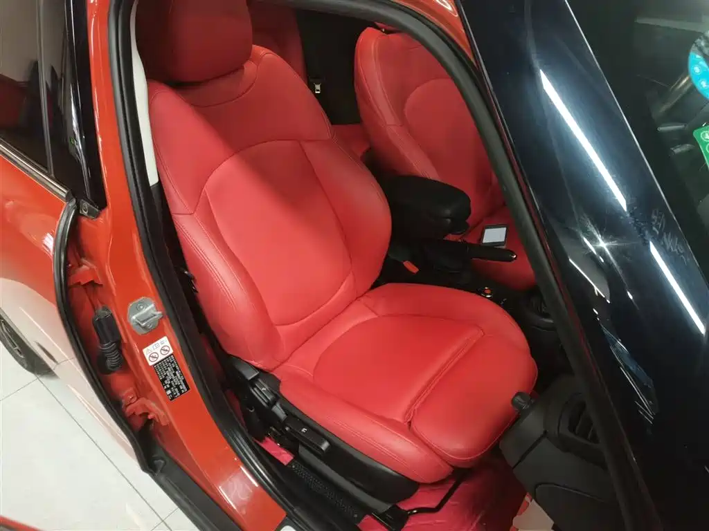MINI 2018 1.5T COOPER Classic Five-Door Edition купить на сайте DeffCars