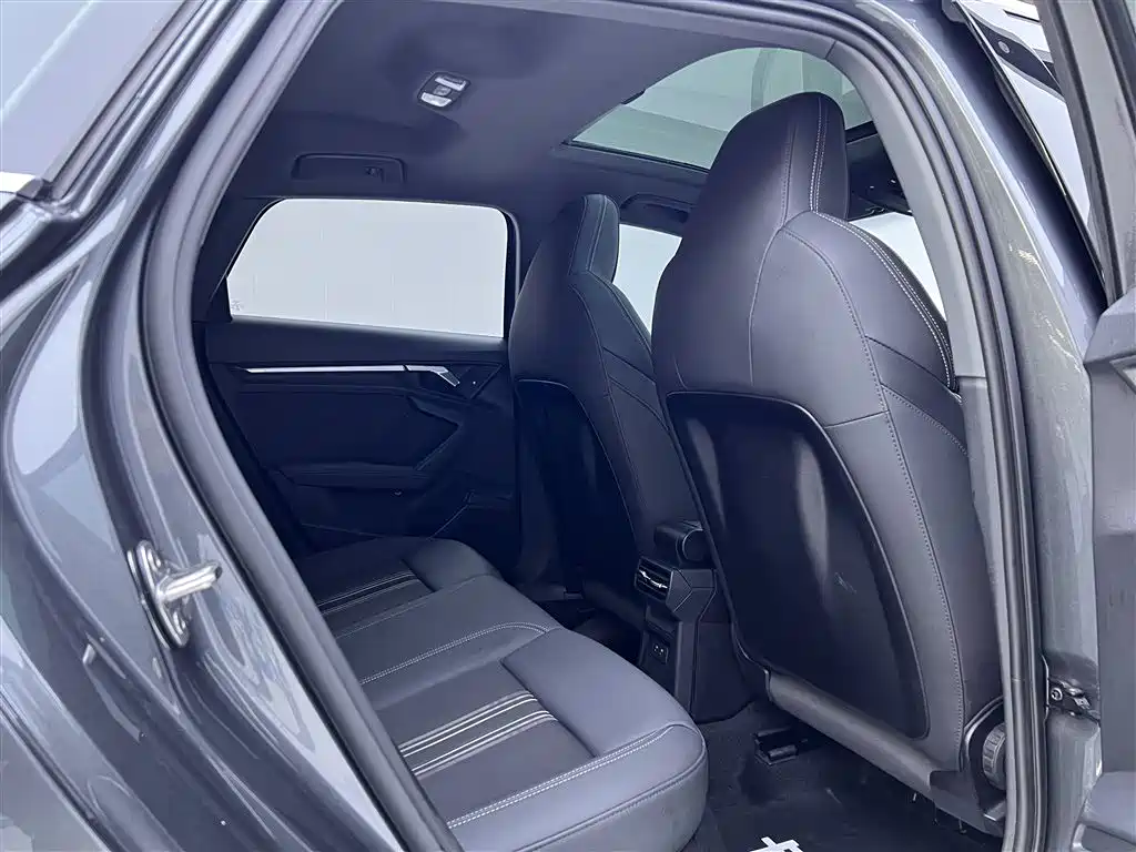 Audi A3 2024 Sportback 35 TFSI stylish and sporty купить на сайте DeffCars
