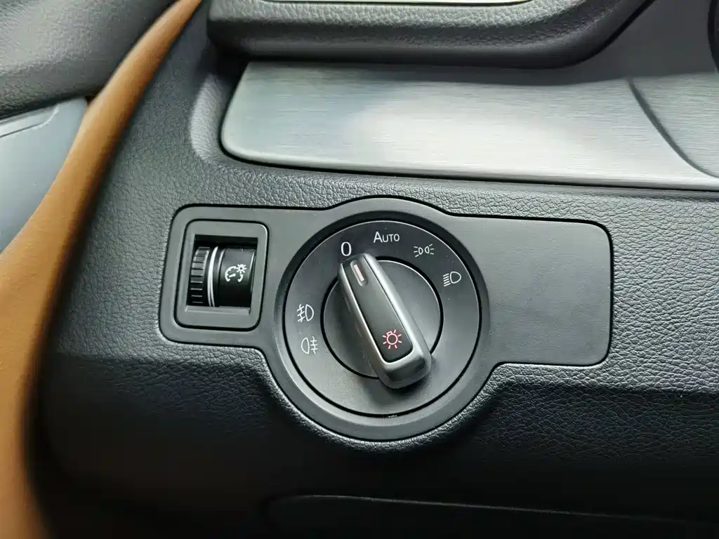 FAW-Volkswagen CC 2013 2.0TSI Extreme купить на сайте DeffCars