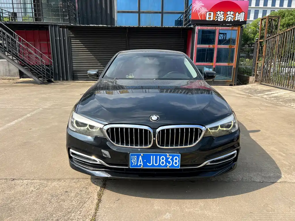 BMW 5 Series 2018 facelift 530Li leading model luxury package купить на сайте DeffCars